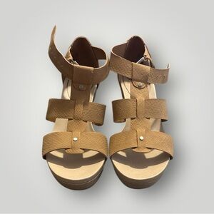 Women’s Dr. Scholl’s Tan Wedge Sandals | Comfortable Cushioned Wedges | Size 6.5